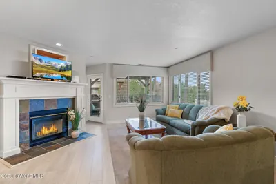 Property 25-9661 - Photo 3