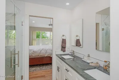 Property 26-10215 - Photo 26