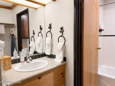 Property 26-8515 - Photo 32