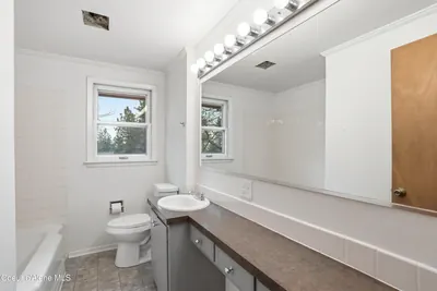 Property 26-2600 - Photo 9