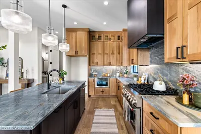 Property 26-8620 - Photo 58