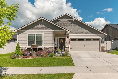 Property 26-5176 - Photo 2