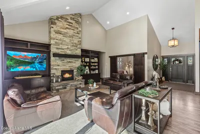 Property 26-10090 - Photo 32