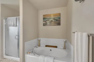 Property 26-6858 - Photo 29