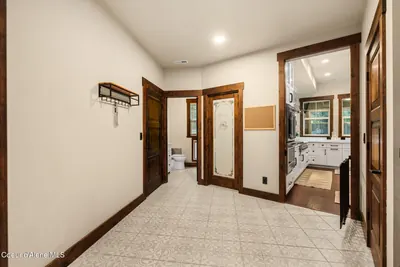Property 26-10612 - Photo 40