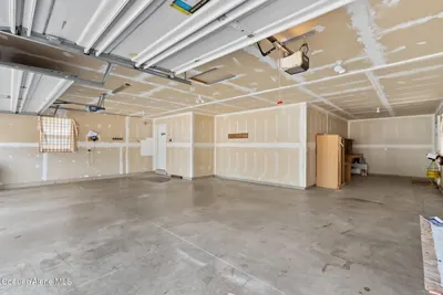 Property 26-8348 - Photo 26