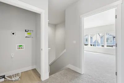 Property 26-10202 - Photo 27