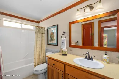 Property 26-9227 - Photo 27