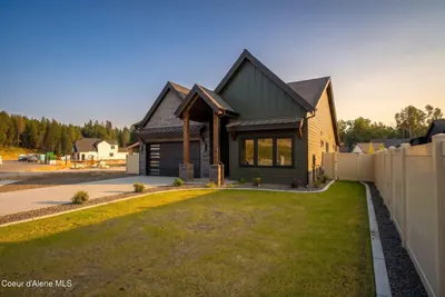 Property 26-1366 - Photo 2