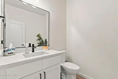 Property 26-10403 - Photo 38