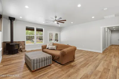 Property 26-7606 - Photo 6