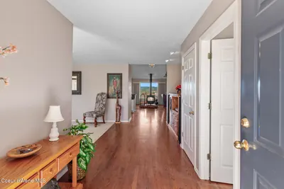 Property 26-9326 - Photo 3
