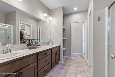 Property 26-10446 - Photo 20