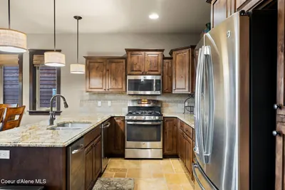 Property 26-10438 - Photo 12
