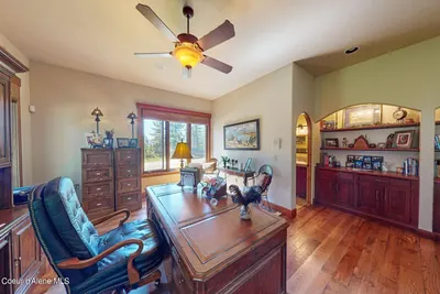 Property 24-5735 - Photo 36