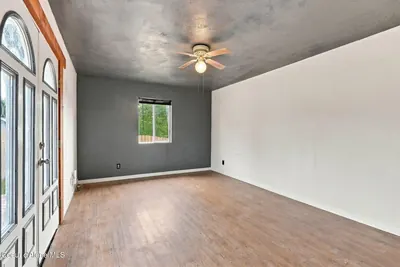 Property 26-9477 - Photo 5