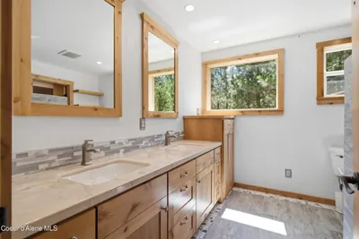 Property 26-8128 - Photo 27