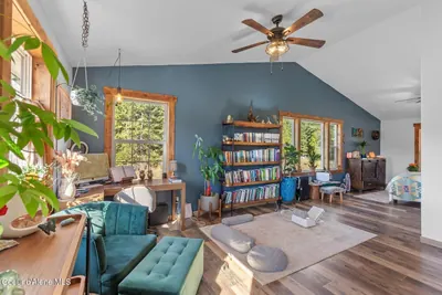 Property 26-10325 - Photo 14