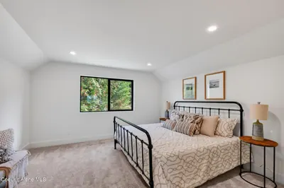 Property 26-9932 - Photo 53