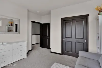 Property 26-7679 - Photo 26