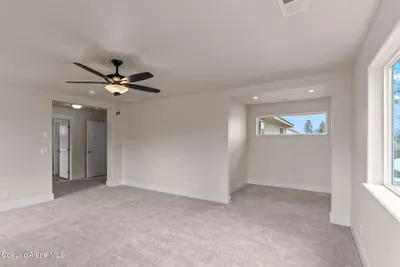 Property 26-1111 - Photo 23
