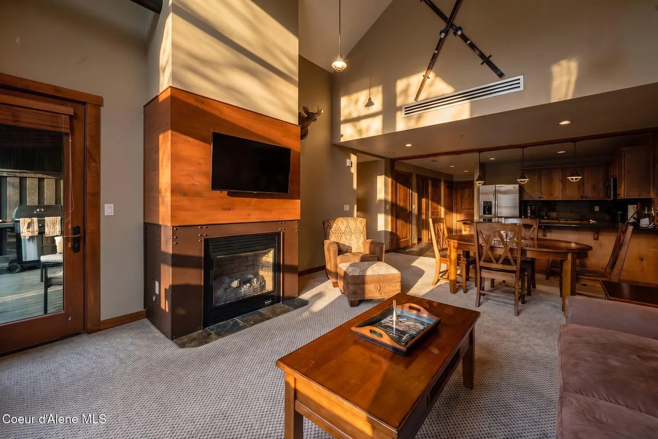 Property 26-10374 - Photo 1
