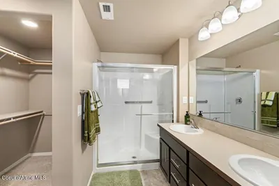 Property 26-8819 - Photo 25