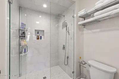 Property 26-8208 - Photo 15