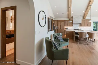 Property 26-9889 - Photo 10