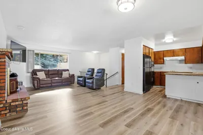 Property 26-10122 - Photo 3