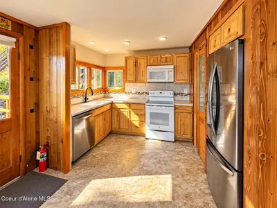 Property 26-10349 - Photo 6