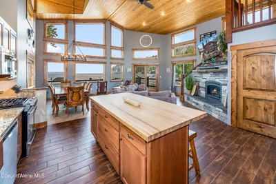 Property 25-10241 - Photo 12