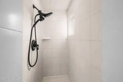 Property 26-10082 - Photo 31