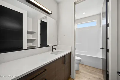 Property 26-9219 - Photo 5