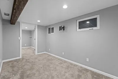 Property 26-10001 - Photo 33
