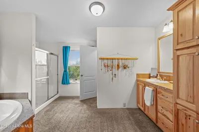 Property 26-9862 - Photo 24