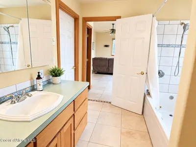 Property 26-10525 - Photo 39