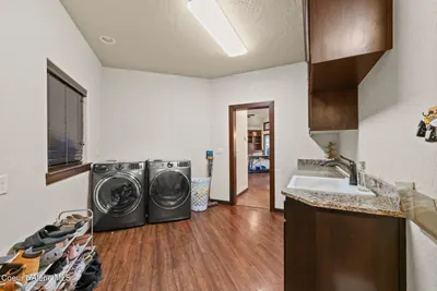 Property 26-10054 - Photo 24