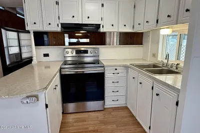 Property 26-10639 - Photo 11