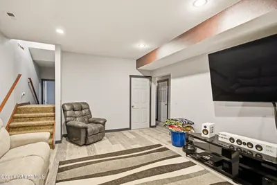 Property 26-9280 - Photo 33