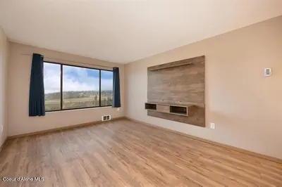 Property 26-10226 - Photo 12