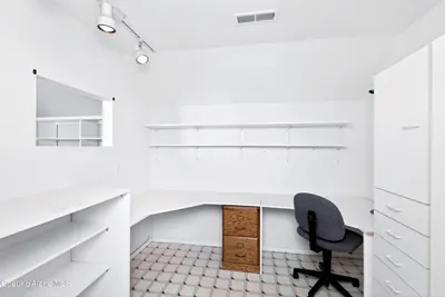 Property 26-4876 - Photo 28