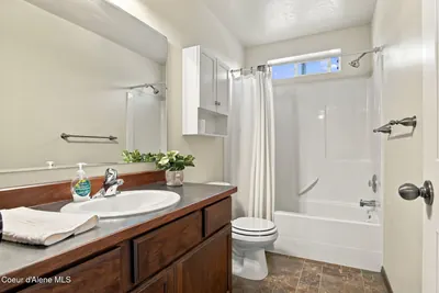 Property 26-10060 - Photo 15