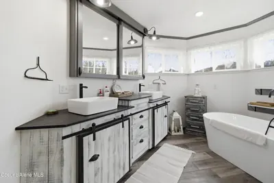 Property 26-9364 - Photo 37