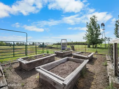 Property 26-8930 - Photo 50