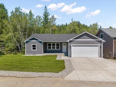 Property 26-8390 - Photo 1