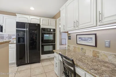 Property 26-8142 - Photo 25