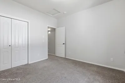 Property 26-8124 - Photo 43