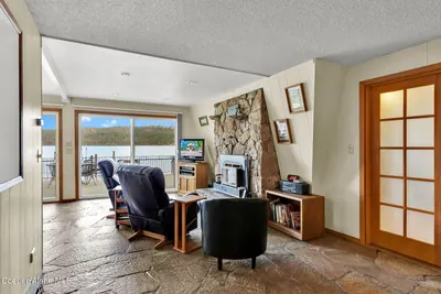 Property 26-1569 - Photo 23