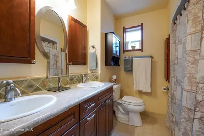 Property 26-5550 - Photo 17
